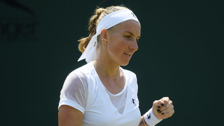 Четверг. Лондон. Светлана КУЗНЕЦОВА празднует победу. Фото REUTERS Четверг. Лондон. Светлана КУЗНЕЦОВА празднует победу. Фото REUTERS