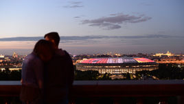 Сегодня. Москва. Вид на главную арену ЧМ-2018 с Воробьевых гор.