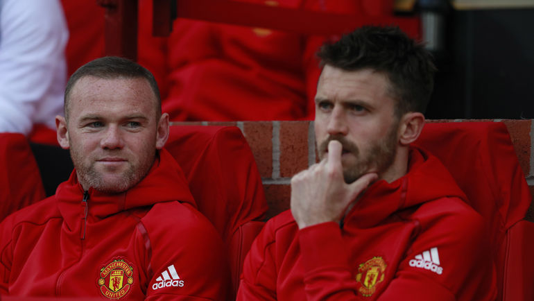 Уэйн РУНИ и Майкл КЭРРИК. Фото REUTERS Уэйн РУНИ и Майкл КЭРРИК. Фото REUTERS