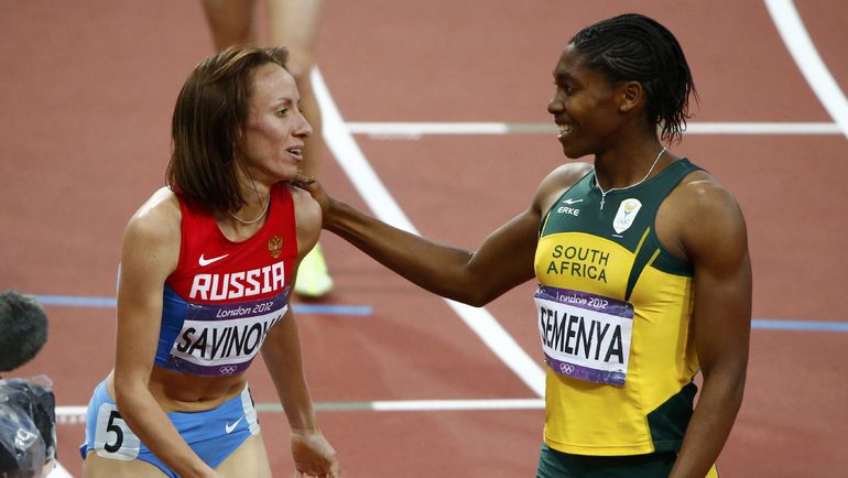 11 августа 2012. Лондон. Кастер СЕМЕНЯ (слева) и Мария САВИНОВА. Фото AFP 11 августа 2012. Лондон. Кастер СЕМЕНЯ (слева) и Мария САВИНОВА. Фото AFP