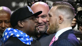 Сегодня. Лас-Вегас. Флойд МЕЙУЭЗЕР (слева) и Конор МАКГРЕГОР.