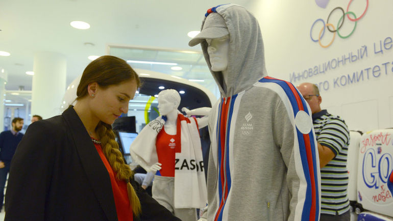 Сегодня в Инновационном центре Олимпийского комитета России состоялась презентация экипировки юношеской Команды России от бренда ZASPORT. Сегодня в Инновационном центре Олимпийского комитета России состоялась презентация экипировки юношеской Команды России от бренда ZASPORT.