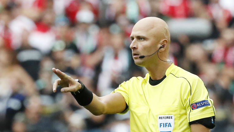 Июнь 2016 года. Сергей КАРАСЕВ на Euro-2016. Фото REUTERS Июнь 2016 года. Сергей КАРАСЕВ на Euro-2016. Фото REUTERS