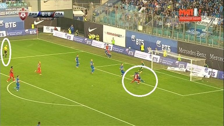 29-я минута. Гол Квинси Промеса. 29-я минута. Гол Квинси Промеса.