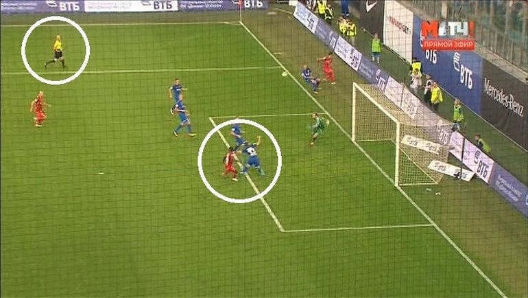 29-я минута. Гол Квинси Промеса. 29-я минута. Гол Квинси Промеса.