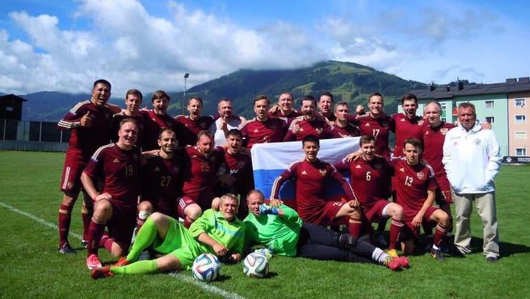 Сборная России среди врачей с тренер Виктором ЧУГРИШИНЫМ. Сборная России среди врачей с тренер Виктором ЧУГРИШИНЫМ.