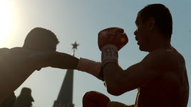 Сегодня. Москва. Вечер бокса на Красной площади.