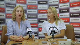 "Шарапова собирается выступать еще долго"