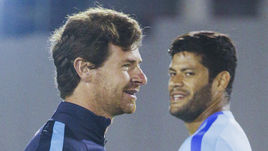 Андре ВИЛЛАШ-БОАШ и ХАЛК.