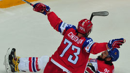 Максим ЧУДИНОВ и другие опытные игроки СКА в олимпийской сборной, похоже, для количества и на всякий случай.