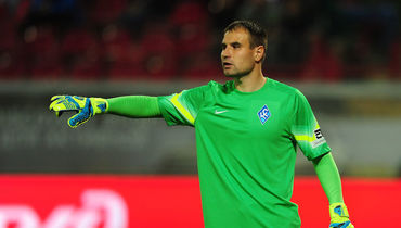 Черевченко vs. Талалаев, Писарев против лидера, вратарь "Крыльев" идет на суперрекорд