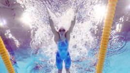 Сегодня. Будапешт. Золотой заплыв Юлии ЕФИМОВОЙ на 200-метровке.