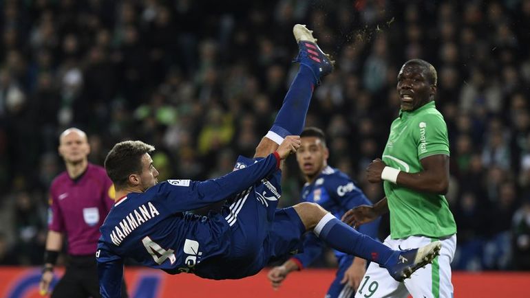 Удар через себя в исполнении Эмануэля МАММАНЫ. Фото AFP Удар через себя в исполнении Эмануэля МАММАНЫ. Фото AFP