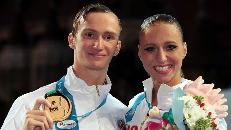 Александр МАЛЬЦЕВ и Михаэла КАЛАНЧА. Фото AFP Александр МАЛЬЦЕВ и Михаэла КАЛАНЧА. Фото AFP