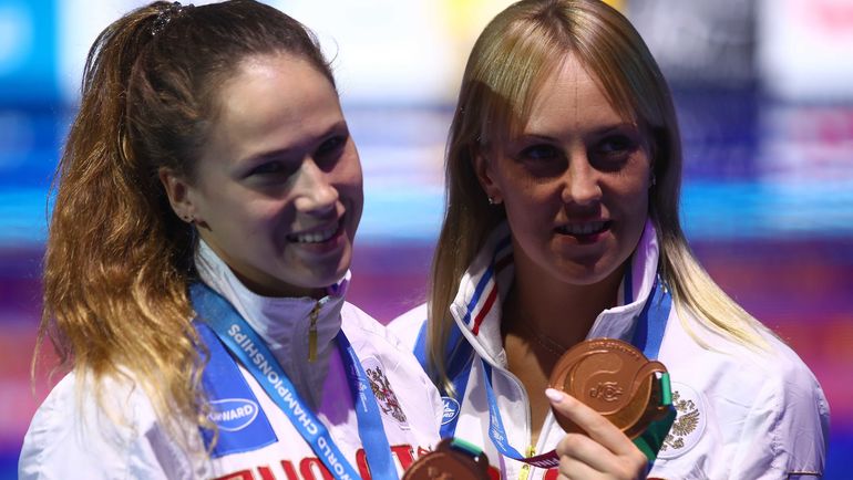 Надежда БАЖИНА (слева) и Кристина ИЛЬИНЫХ. Фото REUTERS Надежда БАЖИНА (слева) и Кристина ИЛЬИНЫХ. Фото REUTERS