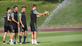 Вчера. Москва. Тренировка ЦСКА. Астемир ГОРДЮШЕНКО, Хетаг ХОСОНОВ, Федор ЧАЛОВ и Константин КУЧАЕВ (слева направо).