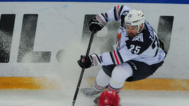 Данис ЗАРИПОВ: вне игры.