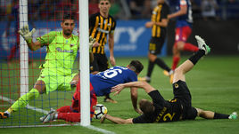 Сегодня. Москва. ЦСКА - АЕК - 1:0. 74-я минута. Бибрас НАТХО забивает победный мяч в ворота греков.