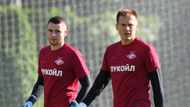 Вчера. Тарасовка. Александр СЕЛИХОВ (слева) и Артем РЕБРОВ.