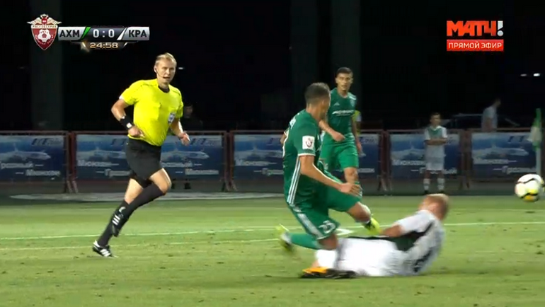 Столкновение Юрия Газинского и Антона Швеца. Столкновение Юрия Газинского и Антона Швеца.