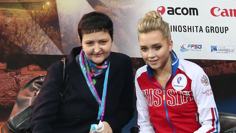 Инна ГОНЧАРЕНКО (слева) и Елена РАДИОНОВА. Фото Ксения НУРТДИНОВА Инна ГОНЧАРЕНКО (слева) и Елена РАДИОНОВА. Фото Ксения НУРТДИНОВА