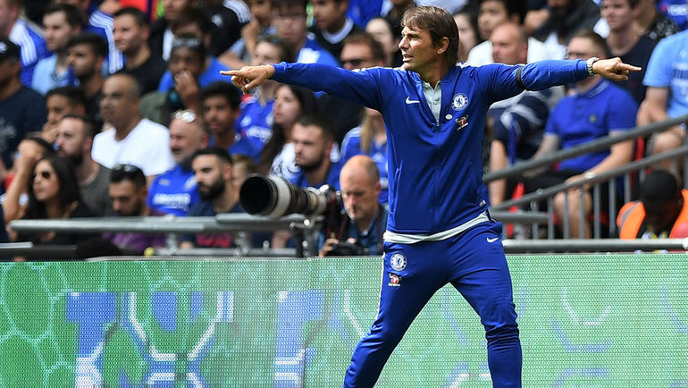 Даже Антонио КОНТЕ не может быть полностью уверен в своем будущем. Фото REUTERS Даже Антонио КОНТЕ не может быть полностью уверен в своем будущем. Фото REUTERS