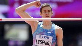 Сегодня. Лондон. Данил ЛЫСЕНКО сенсационно стал серебряным призером чемпионата мира в прыжках в высоту.