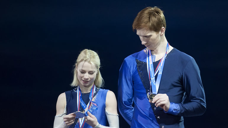 Евгения ТАРАСОВА и Владимир МОРОЗОВ. Фото Ксения НУРТДИНОВА Евгения ТАРАСОВА и Владимир МОРОЗОВ. Фото Ксения НУРТДИНОВА