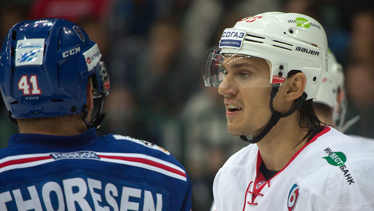 Александр НЕСТЕРОВ (справа). Фото Кристина КОРОВНИКОВА Александр НЕСТЕРОВ (справа). Фото Кристина КОРОВНИКОВА