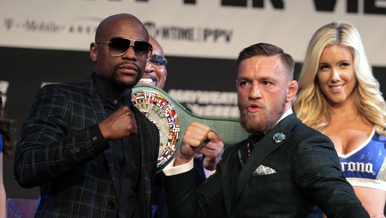 Флойд МЕЙВЕЗЕР (слева) и Конор МАКГРЕГОР. Фото AFP Флойд МЕЙВЕЗЕР (слева) и Конор МАКГРЕГОР. Фото AFP