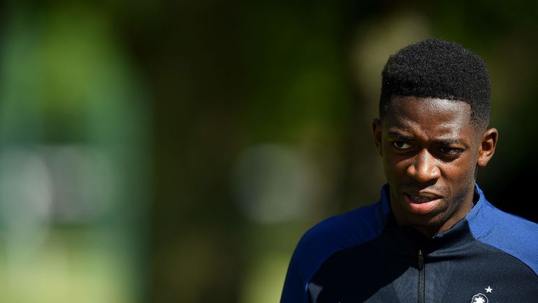 Усман ДЕМБЕЛЕ на тренировке сборной Франции. Фото AFP Усман ДЕМБЕЛЕ на тренировке сборной Франции. Фото AFP