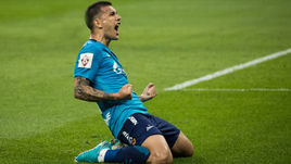 Леандро ПАРЕДЕС.