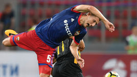 Виктор ВАСИН (слева).