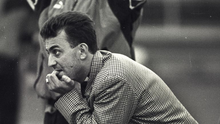 Олег ГАРИН в 1996 году. Фото Дмитрий СОЛНЦЕВ Олег ГАРИН в 1996 году. Фото Дмитрий СОЛНЦЕВ