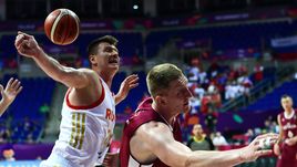 Сегодня. Стамбул. Россия - Латвия - 69:84. Россияне потерпели первое поражение на турнире и упустили лидерство в группе D.