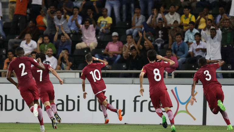 Сборная Катара будет ждать домашнего ЧМ-2022. Фото REUTERS Сборная Катара будет ждать домашнего ЧМ-2022. Фото REUTERS