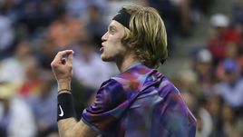 Среда. Нью-Йорк. Андрей РУБЛЕВ в поединке с Рафаэлем Надалем.