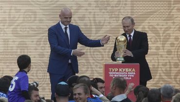 Владимир Путин дал старт туру Кубка мира