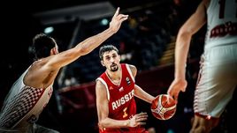 Воскресенье. Стамбул. Хорватия - Россия - 78:101. Алексей ШВЕД (в центре) выдал лучший матч на турнире, оформив дабл-дабл.