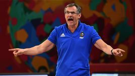 Воскресенье. Стамбул. Хорватия - Россия - 78:101. Сергей БАЗАРЕВИЧ признался, что опыт работы с хорватскими игроками ему помог.