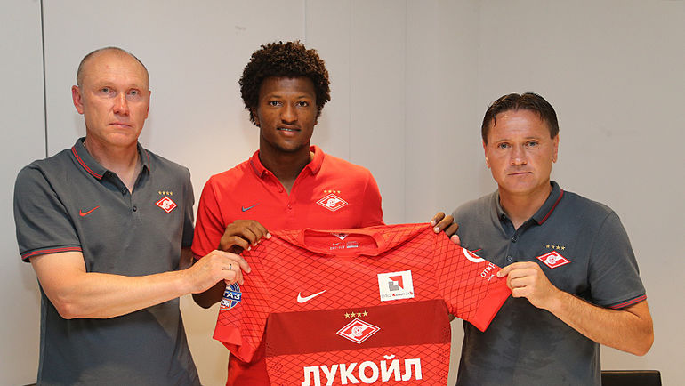 Сергей РОДИОНОВ, Зе ЛУИШ и Дмитрий АЛЕНИЧЕВ. Фото spartak.com Сергей РОДИОНОВ, Зе ЛУИШ и Дмитрий АЛЕНИЧЕВ. Фото spartak.com