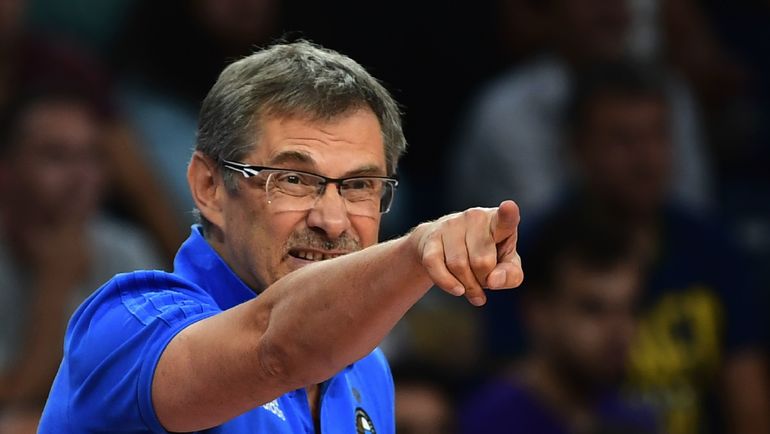 Главный тренер сборной России Сергей БАЗАРЕВИЧ. Фото AFP Главный тренер сборной России Сергей БАЗАРЕВИЧ. Фото AFP