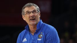 Главный тренер сборной России Сергей БАЗАРЕВИЧ.