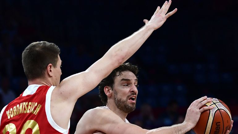 Андрей ВОРОНЦЕВИЧ против Поу ГАЗОЛЯ. Фото AFP Андрей ВОРОНЦЕВИЧ против Поу ГАЗОЛЯ. Фото AFP