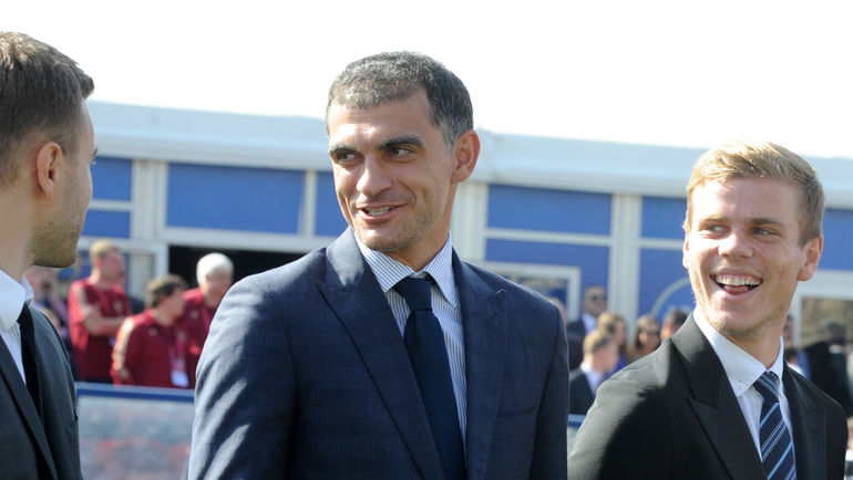 Владимир ГАБУЛОВ (в центре) и Александр КОКОРИН (справа). Фото Никита УСПЕНСКИЙ Владимир ГАБУЛОВ (в центре) и Александр КОКОРИН (справа). Фото Никита УСПЕНСКИЙ