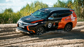 "Легенда Дакара" промчалась по России