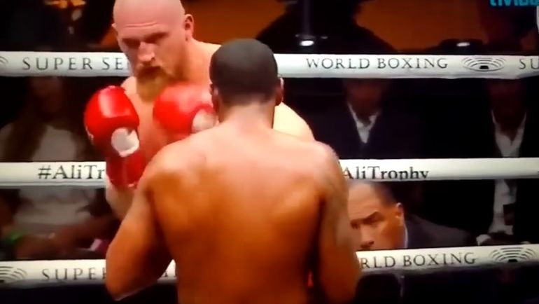 Юниер ДОРТИКОС нокаутировал Дмитрий КУДРЯШОВА. Юниер ДОРТИКОС нокаутировал Дмитрий КУДРЯШОВА.