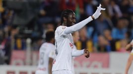 Сегодня. Ростов-на-Дону. "Ростов" - "Локомотив" - 0:1. 90+3-я минута. Радость автора победного гола ЭДЕРА.