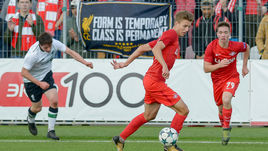 26 сентября. Москва. "Спартак" - "Ливерпуль" - 2:1. Красно-белые победили своего соперника в юношеской Лиге чемпионов.