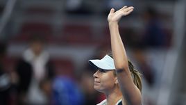 Сегодня. Пекин. Мария ШАРАПОВА впервые проиграла Симоне Халеп.